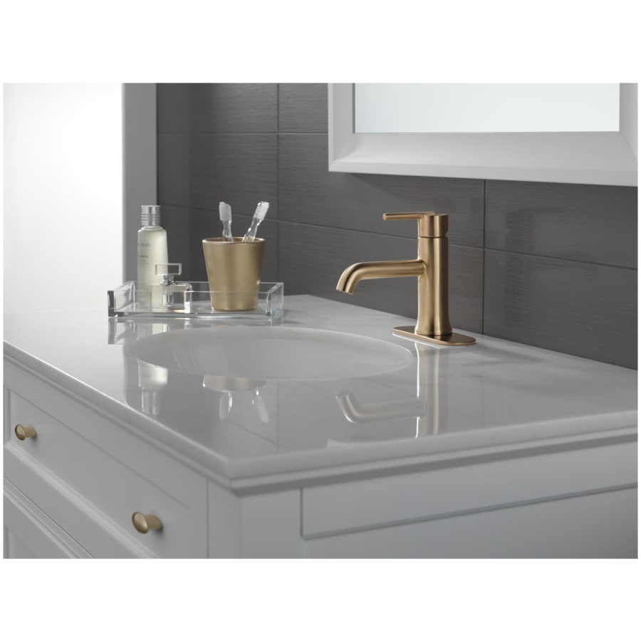 Delta Trinsic Widespread Bathroom Faucet with Metal Drain Assembly - Includes Lifetime Warranty